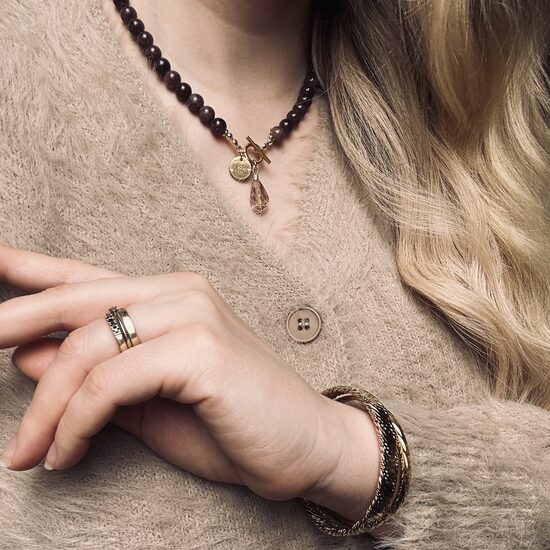 Kaklo papuošalas: Šokoladas