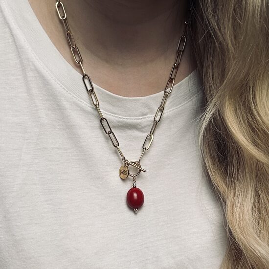 Grandinėlė: Red Chain