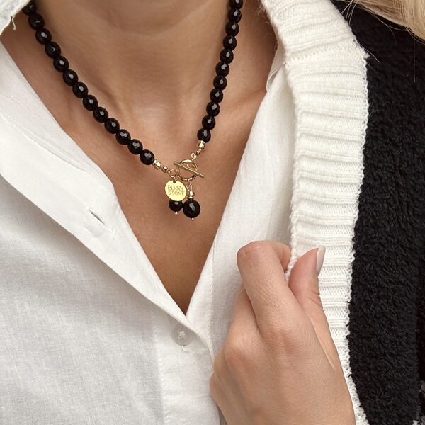 Onikso vėrinys: Clasique Black